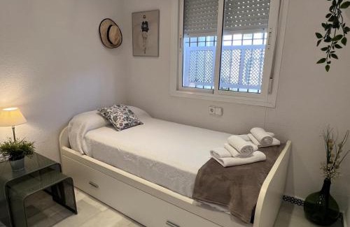 Poblado Sancti Petri Apartment | Family-Friendly Apartment Empul Costa Sancti Petri with Pool
