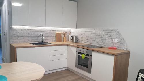 Osiecznica Apartment | Cozy Apartament Świętoszów: 8.7/10 Family-Friendly Retreat