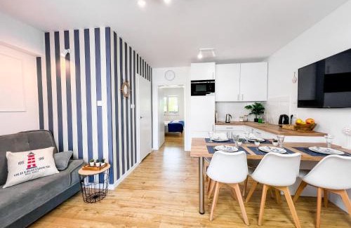 Poddabie Apartment | Family-Friendly Apartment 15B Blue Marine with Pool