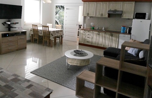 Wisla Apartment | Cozy 2-Bedroom Apartment in Wiśle with Pool & Spa