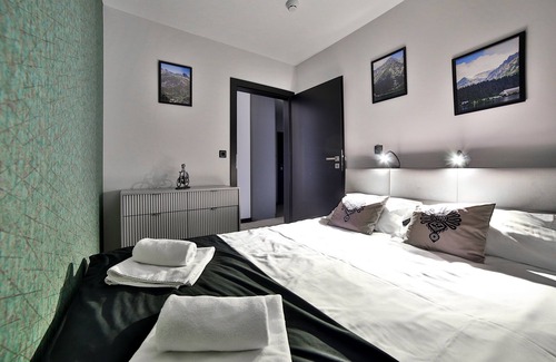 Czorsztyn House | Comfortable Stay at Apartament 33 Czorsztyn with Spa & Hot Tub