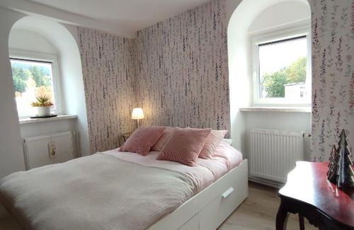 Ladek-Zdroj Apartment | Pet-Friendly Apartment 44 with Exceptional Guest Ratings