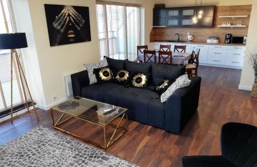 Wloclawek Apartment | Exceptional 80m2 Apartment with Spacious Terrace in City Center