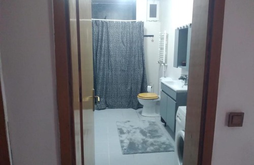 Adalar Apartment | Comfortable Stay at Apartament Ada: Pet Friendly & Breakfast