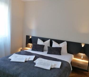 Baile Felix Apartment | Family-Friendly Retreat at Apartament Alena - Rated 9.7/10