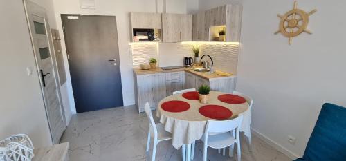 Jastrzebia Gora Apartment | Beachside Comfort: Apartament ANCORA in Jastrzębia Góra