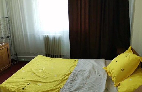 Pitesti Apartment | Budget-Friendly Stay at Apartament Arena - Pet & Child Friendly