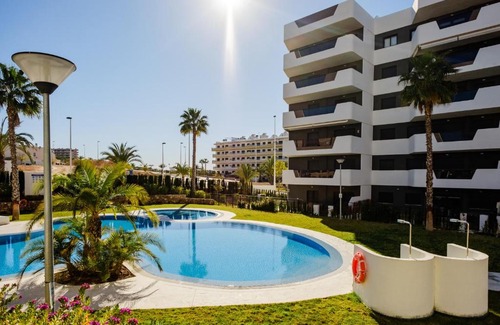 Els Arenals del Sol Apartment | Oceanfront Haven: Arenales Playa with Pool & Hot Tub
