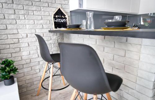 Nysa Apartment | Discover Asia: Guest Rated 9/10 & Pet-Friendly Stays