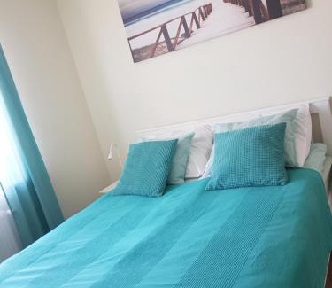 Darlowko Apartment | Oceanfront Bliss at Apartament Błękitna Muszelka Darłówko