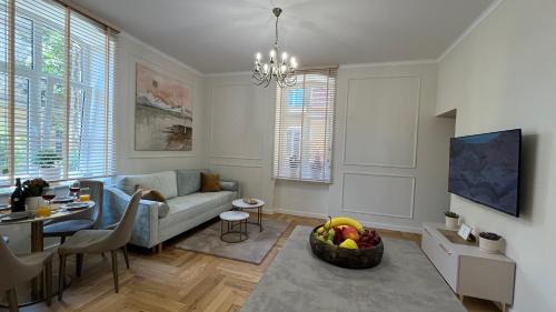 Przemysl Apartment | Comfortable Stay at Apartament Barska Park for Families