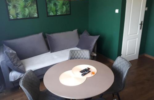 Zielona Gora Apartment | Convenient City-Center Apartment - Child Friendly & Rated 8.6