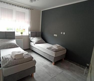 Brzeg Apartment | Family-Friendly Stay at Apartament Brzeg - Guest Rated 9.5