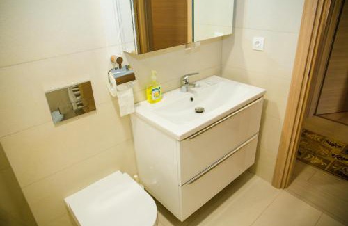 Pitesti Apartment | Inviting Apartment Calea Bucuresti - Rated 9.1/10, Family-Friendly