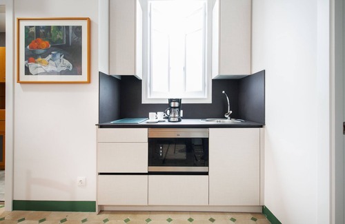 Vilassar de Mar Apartment | Oceanfront Bliss at Apartament Can Mateu with Spa Access