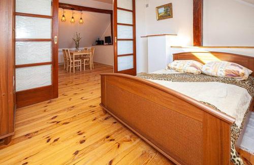 Rakow Apartment | Cozy Apartament Celiny with Fireplace & Breakfast Included