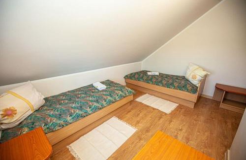 Rakow Apartment | Cozy Apartament Celiny with Fireplace & Breakfast Included