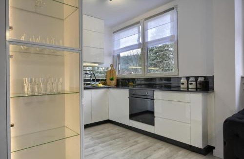 Polanica-Zdroj Apartment | Top-Rated Apartament Centrum in the Heart of the City