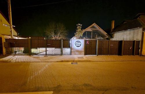 Alba Iulia Apartment | Guest Rated: 9.9 for CITY Apartment with Parking