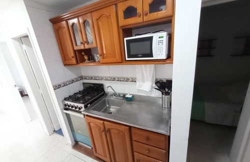 El Laguito Apartment | Cozy Apartment with Lake View & Pool Access for Families