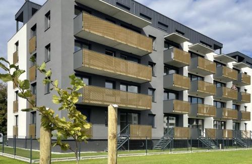 Nysa Apartment | Oceanfront Retreat: Apartament Diament 1 at Jezioro Nyskie