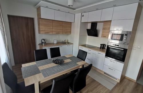 Srodmiescie Apartment | Highly Rated Apartament Dmowskiego - Kępa Mieszczańska Retreat