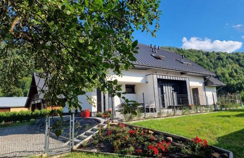 Polany Apartment | Exceptional Family Retreat at Domek w Górach Gorce Pieniny