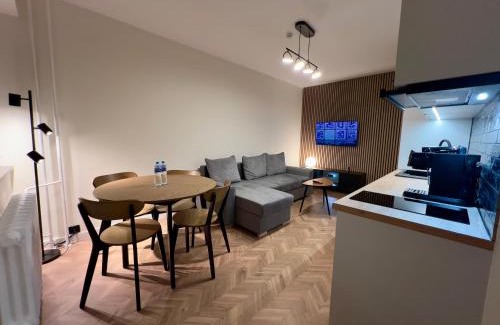 Konin Apartment | Explore Apartament Dworcowa: 9.6/10 Rating & Family-Friendly