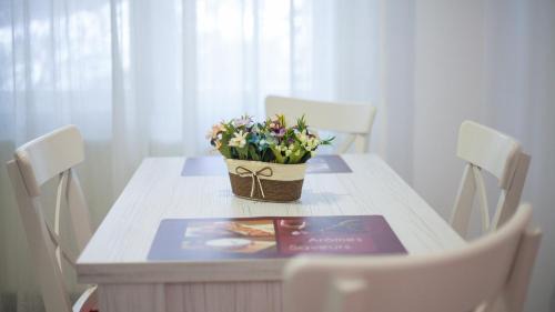 Tirgu Mures Apartment | Guest-Rated 9.8: Family-Friendly Apartament Elena Awaits
