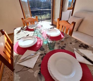 Baga Apartment | Family-Friendly Getaway at Apartament Eliette 3 - Rated 9.5