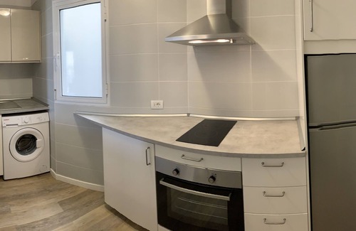 Santa Cruz de Tenerife Apartment | Inviting Oceanfront Apartamentos Bruja with Spa & Breakfast