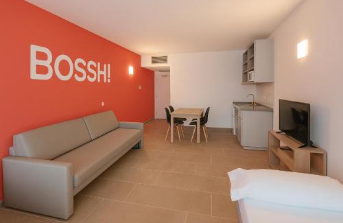 Santiago de Compostela Apartment | Family-Friendly Getaway at Apartamentos Turísticos Pontepedriña