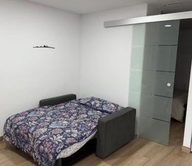 Santiago de Compostela Apartment | Family-Friendly Stay at Apartamento Regina - Rated 9.1/10