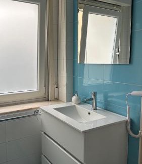 Santiago de Compostela Apartment | Cozy Apartment Santiago: Family-Friendly & Highly Rated