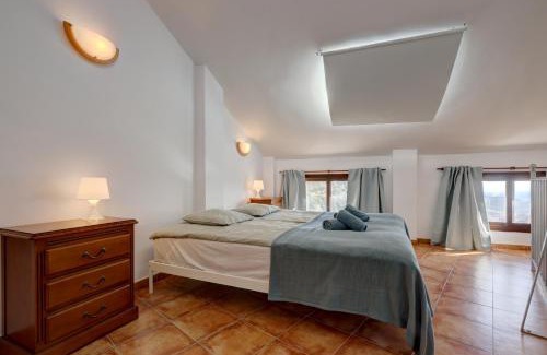 Casares Apartment | Apartament Ewa z widokiem Casares