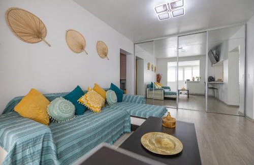 Pitesti Apartment | Budget-Friendly Stay at Apartament ExpoParc - Rated 9.4/10