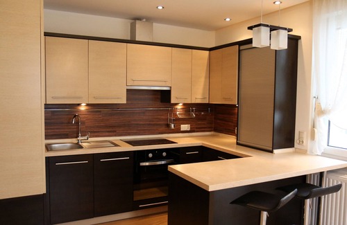 Torun Hotel | Top-Rated Apartment F&J 12 with Breakfast & Family Amenities