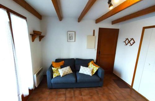 Pyrenees 2000 Apartment | Pet-Friendly Bolquere II: Highly Rated Family Retreat