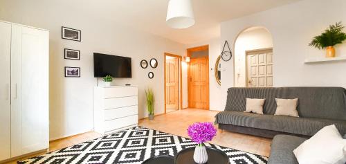 Zakopane Apartment | Family-Friendly Stay at Apartament Halny in Zakopane