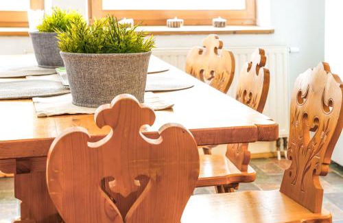 Zakopane Apartment | Family-Friendly Stay at Apartament Halny in Zakopane