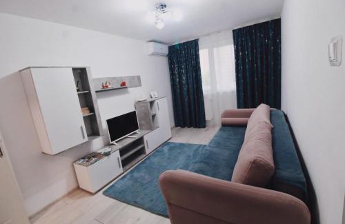 Hunedoara Apartment | Child-Friendly Apartament HD3 with Perfect 10/10 Rating
