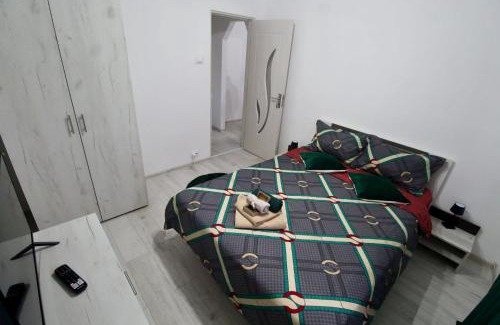 Hunedoara Apartment | Child-Friendly Apartament HD3 with Perfect 10/10 Rating