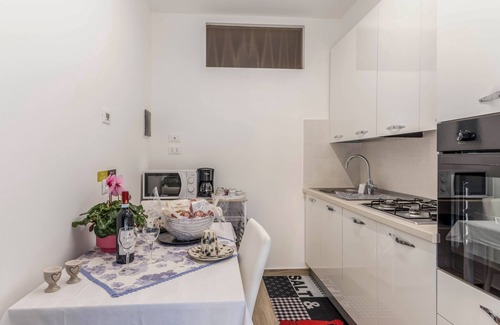 Cassone Apartment | Scenic Malcesine Apartment with Mountain View & Terrace