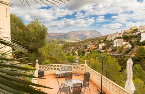 Pedreguer Apartment | Inviting Apartment in Monte Pedreguer – 4-Star Retreat