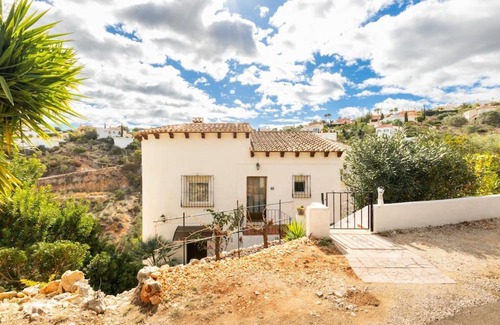 Pedreguer Apartment | Inviting Apartment in Monte Pedreguer – 4-Star Retreat
