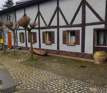 Zgorzelec Apartment | Oceanfront Apartment Jak z obrazka with 9.6/10 Rating