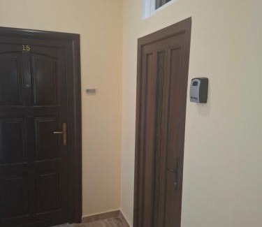 Oradea Apartment | Pet-Friendly Retreat at Apartament Karla Indigo