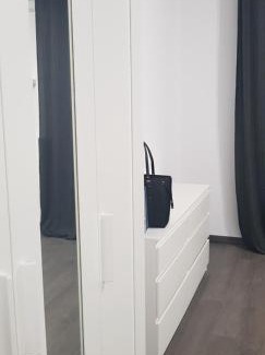 Zoliborz Apartment | Cozy Studio Apartment in Central Warsaw - Pet Friendly