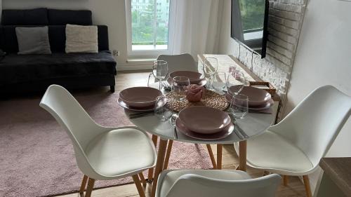 Lublin Apartment | Prime Polish Apartment with Gym, Rated 9.6 by Guests