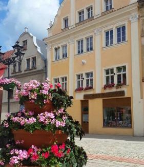 Kowary Apartment | Discover Apartament Kowary: Guest Rated 9.7 with Breakfast